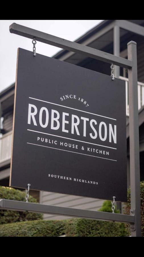 Robertson Public House And Kitchen Hotel Exterior photo