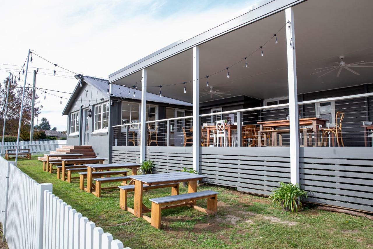 Robertson Public House And Kitchen Hotel Exterior photo